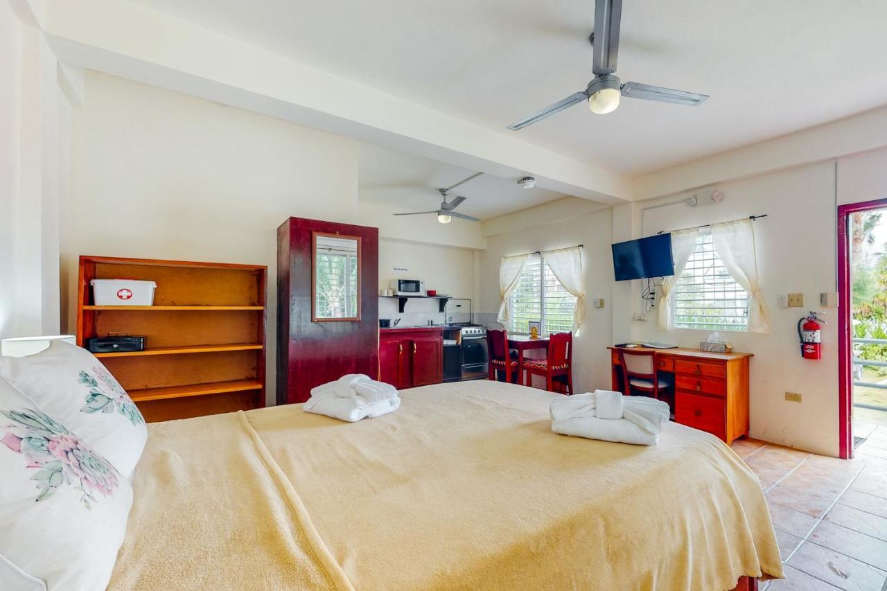 Willow 2 At Island Cabanas Gold Standard Certified Caye Caulker Exterior foto